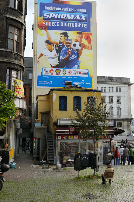 SPIRIT OF THE MOMENT